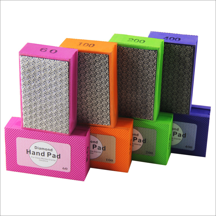 Electroplated diamond polishing pads hand wipers